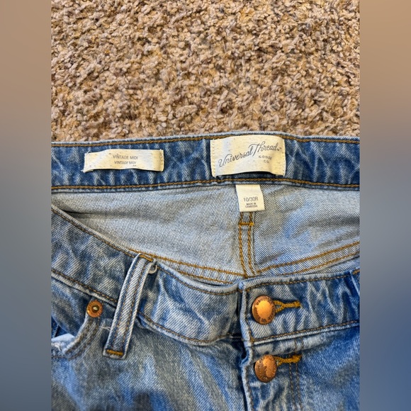 Universal Thread Vintage Midi Jeans Size 10 / 30R - Picture 3 of 4